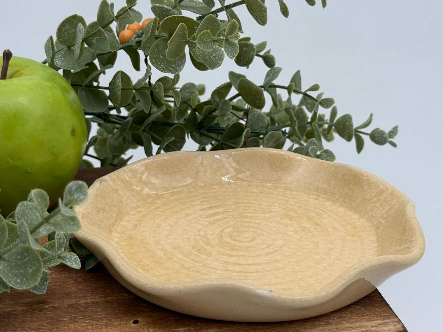 Wavy Rim Catch-All Dish