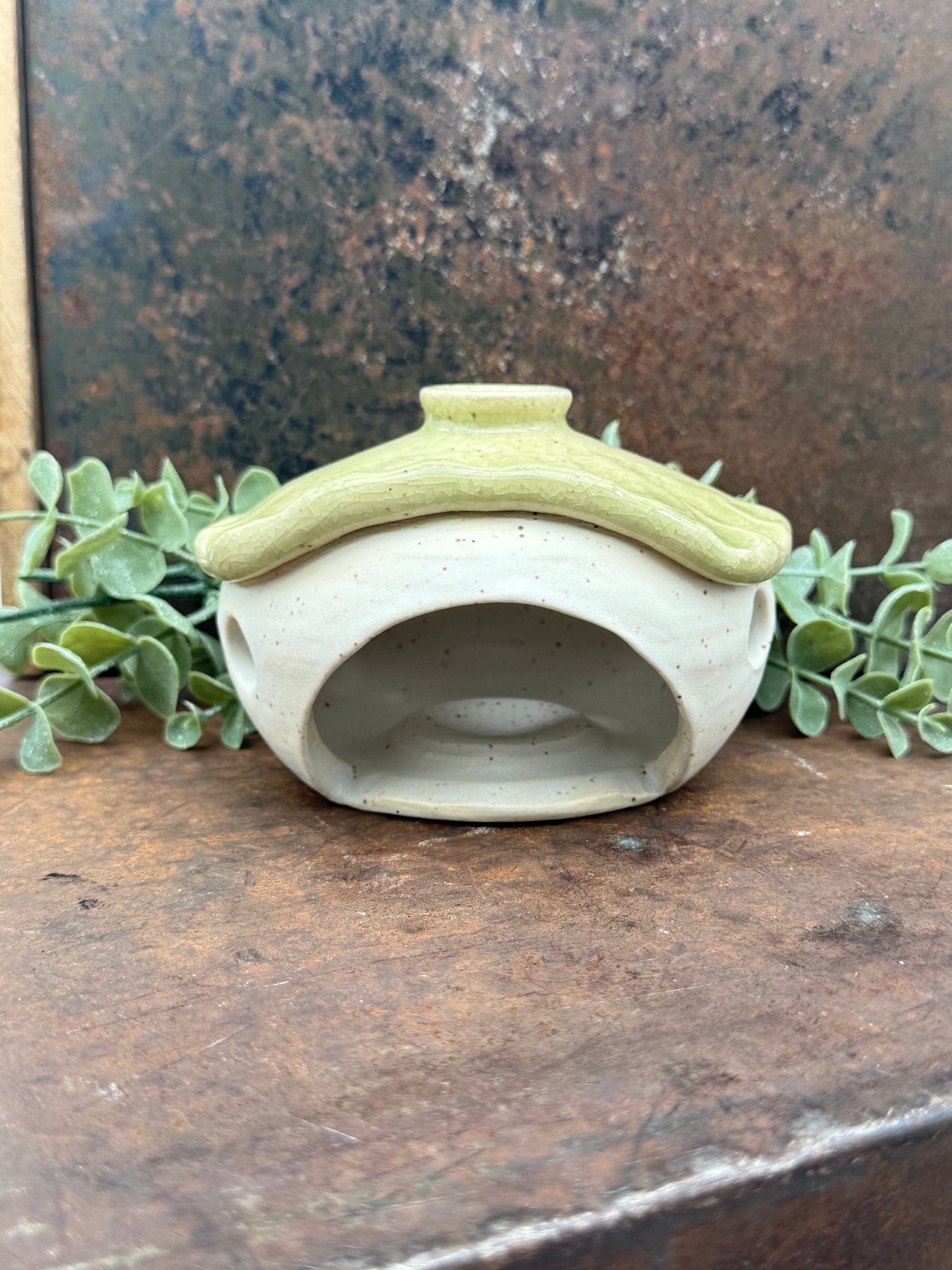 Incense Burner Hut
