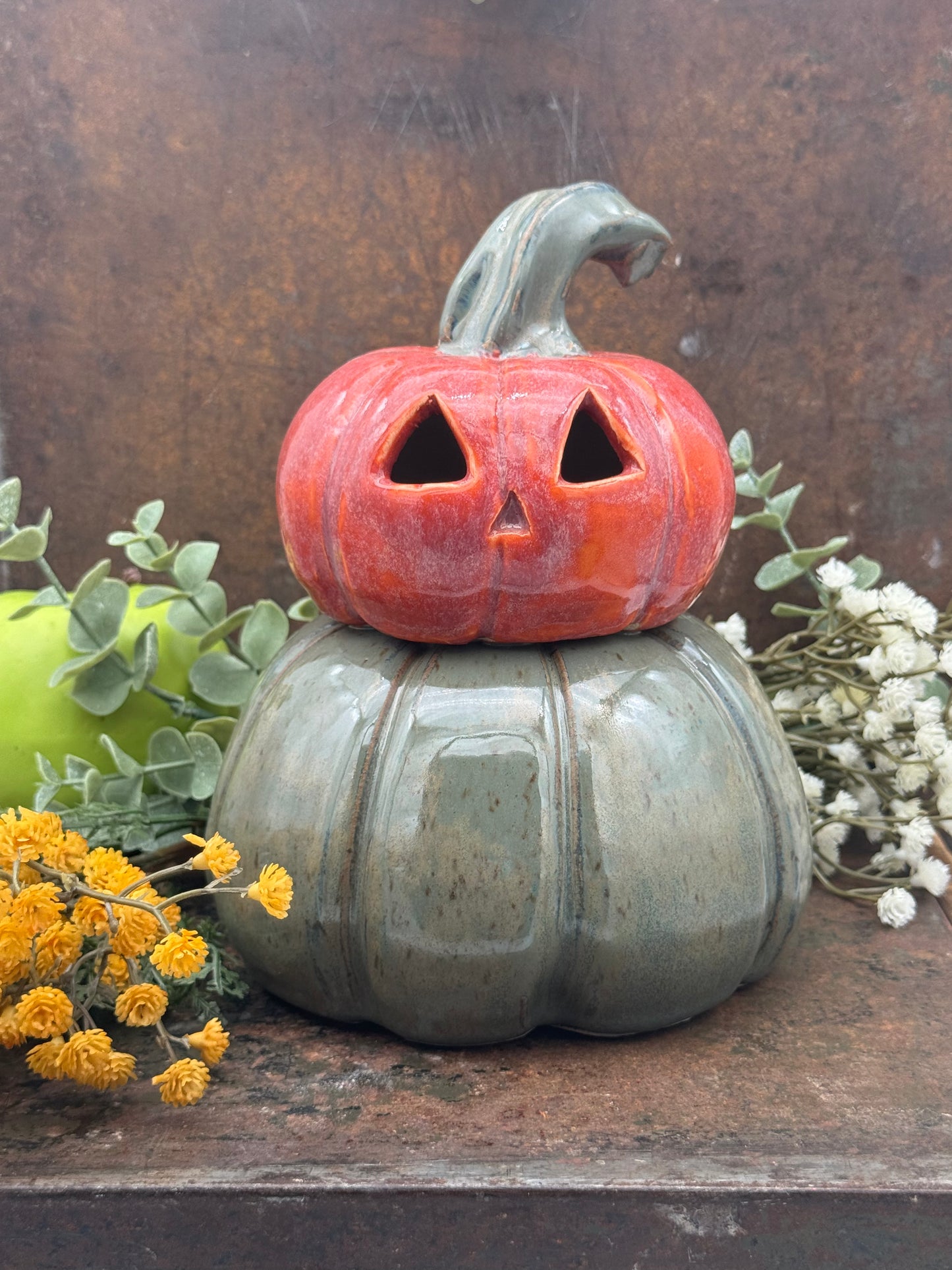 The Hollow-Stack Gourd